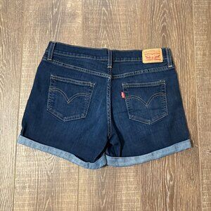 Levi’s Shorts - Size 27